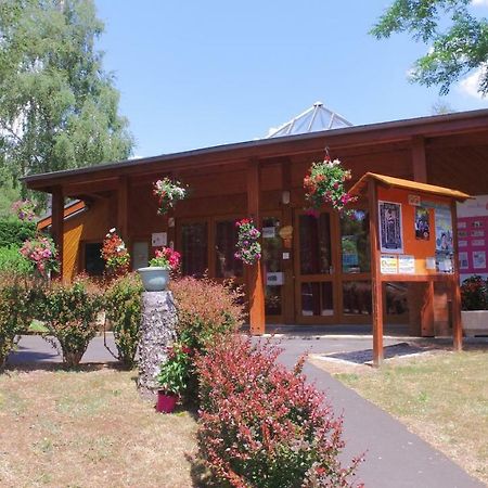 Vvf Aubrac Hotel Chaudes-Aigues Exterior photo
