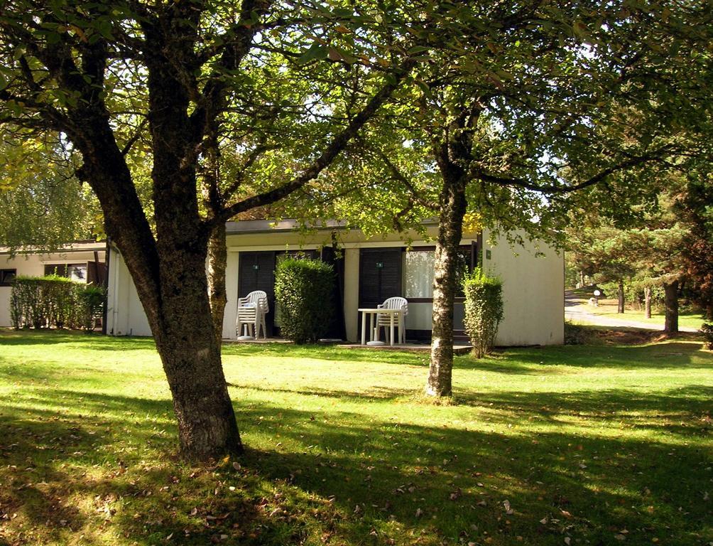 Vvf Aubrac Hotel Chaudes-Aigues Room photo
